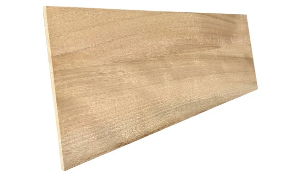 Шпон из древесины окуме 42 мм х 15,3 мм х 5 мм