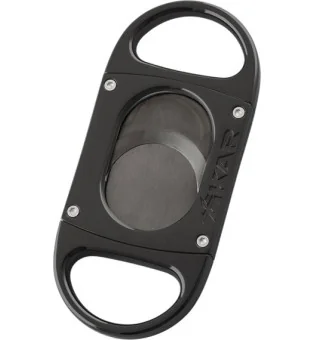 Гильотина Xikar M8 черная с темными лезвиями